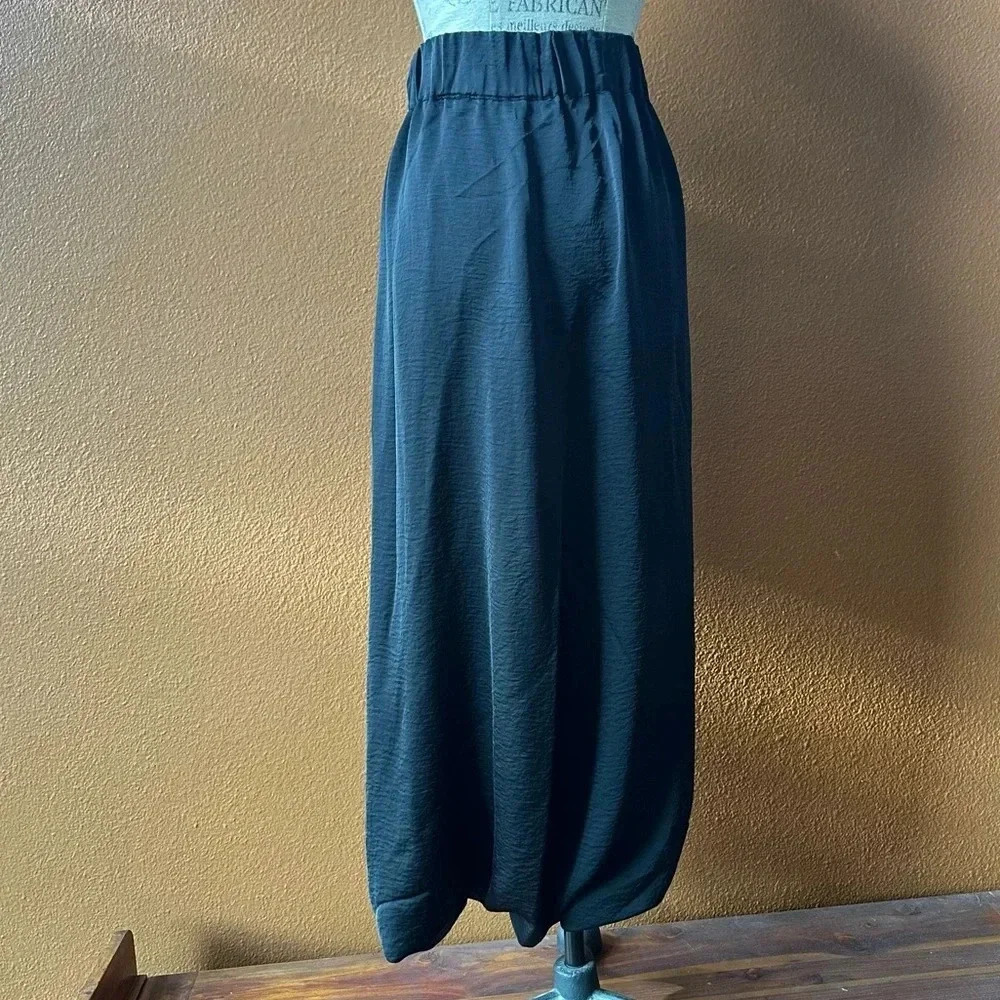 Women’s Black Harem Pants - Classic Casual - Picture 6 of 11